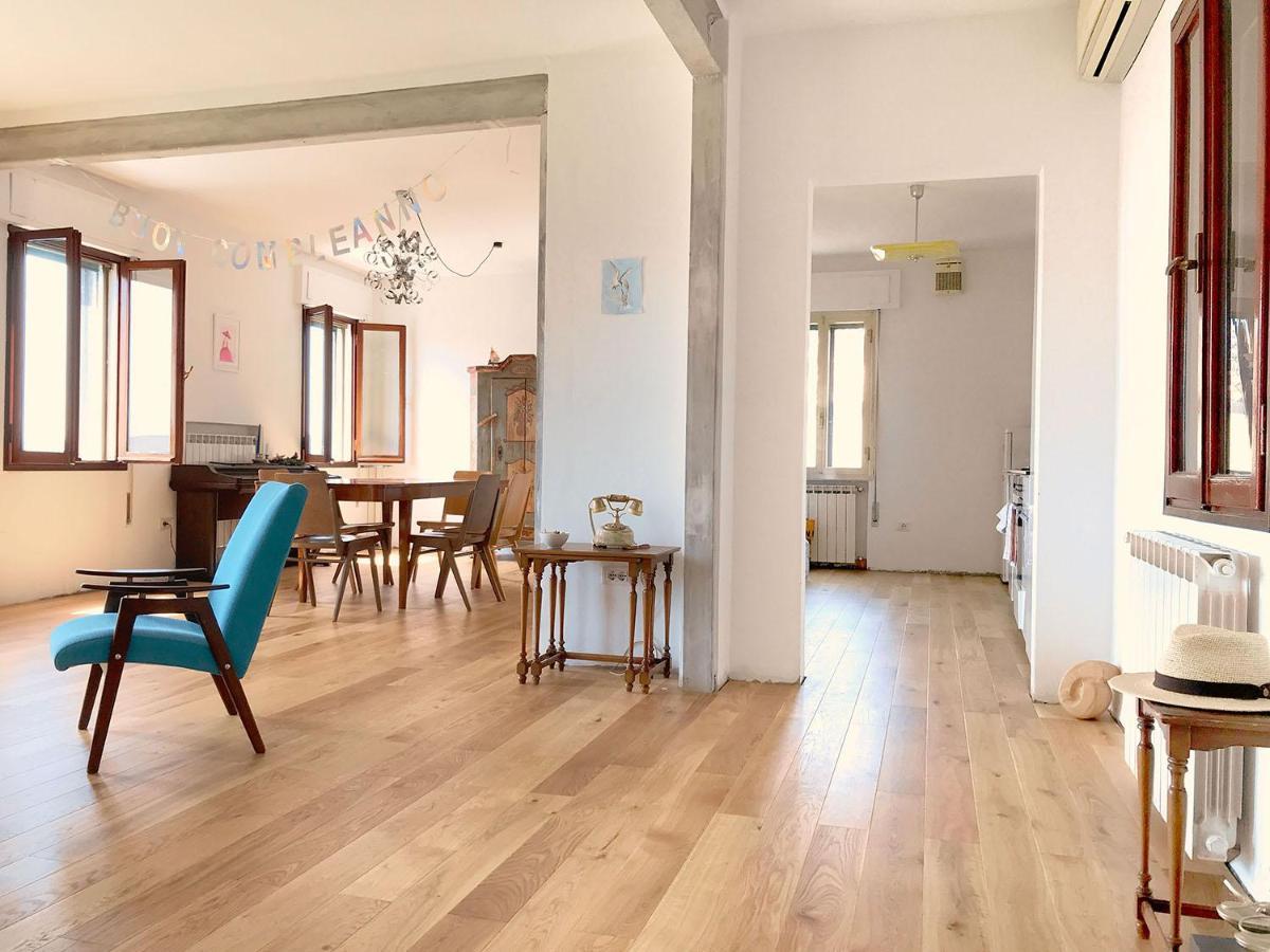 Casa Della Felicita Apartment คิออกเจีย ภายนอก รูปภาพ